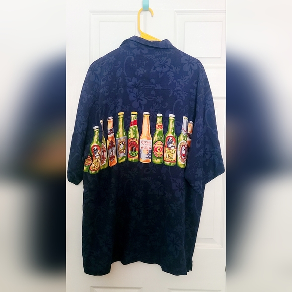 Big Dogs Brand Button Up Blue Shirt Size XL - Picture 2 of 7